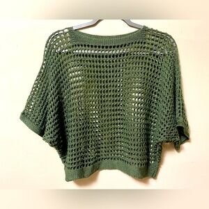 NWOT Large Open Knit Green Top
